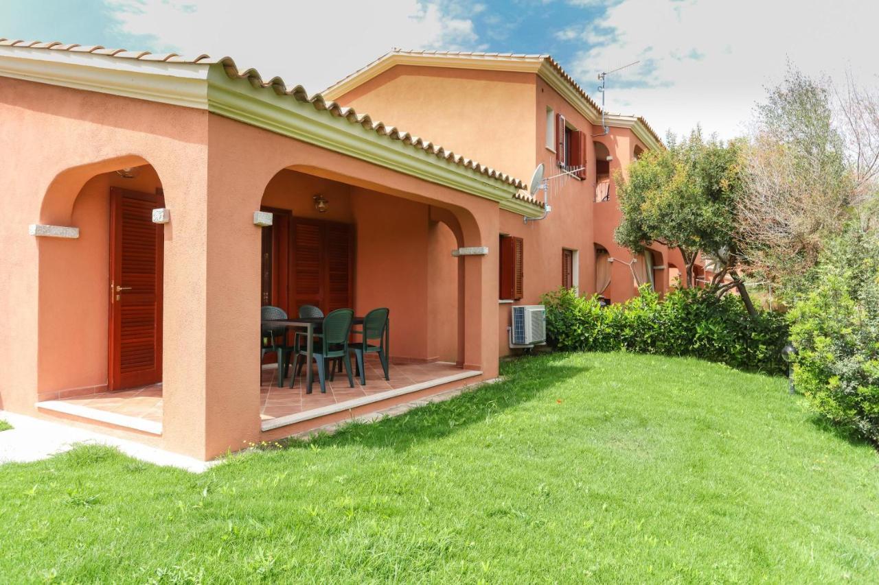 La Casa Di Debora Vila San Teodoro  Exterior foto
