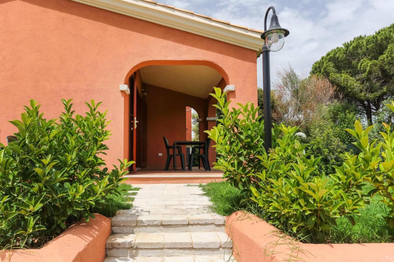 La Casa Di Debora Vila San Teodoro  Exterior foto